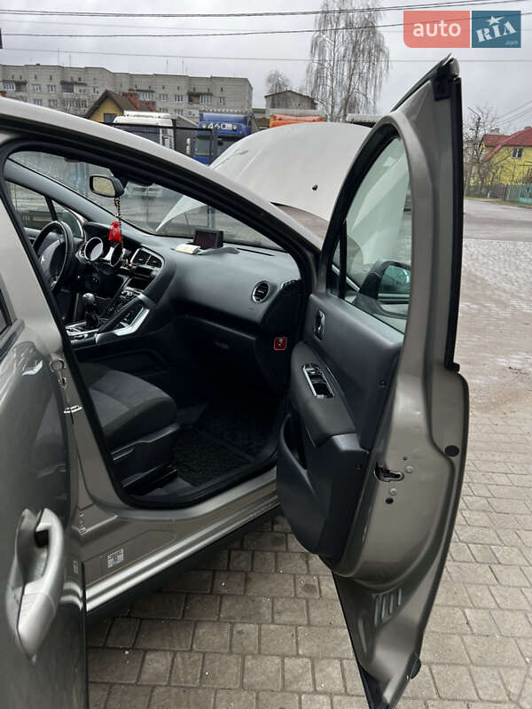 Внедорожник / Кроссовер Peugeot 3008 2010 в Ходорове фото 64 Внедорожник / Кроссовер Peugeot 3008 2010 в Ходорове