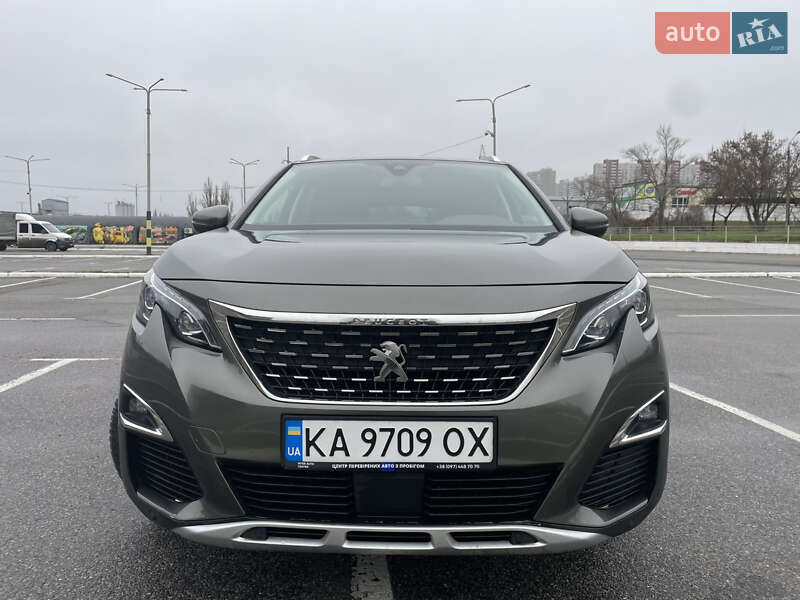 Внедорожник / Кроссовер Peugeot 3008 2019 в Киеве