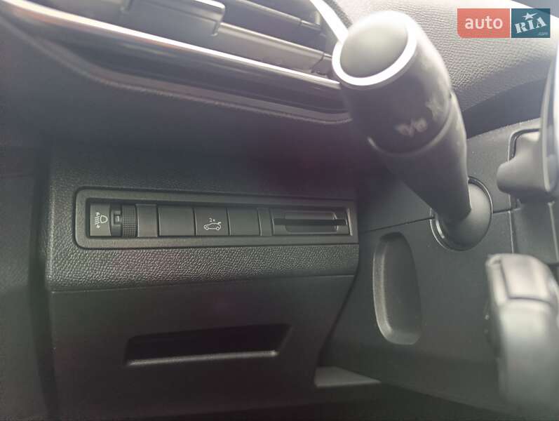 Внедорожник / Кроссовер Peugeot 3008 2019 в Бережанах