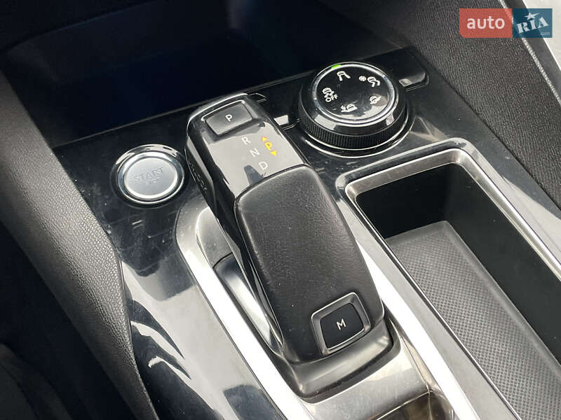 Позашляховик / Кросовер Peugeot 3008 2017 в Києві