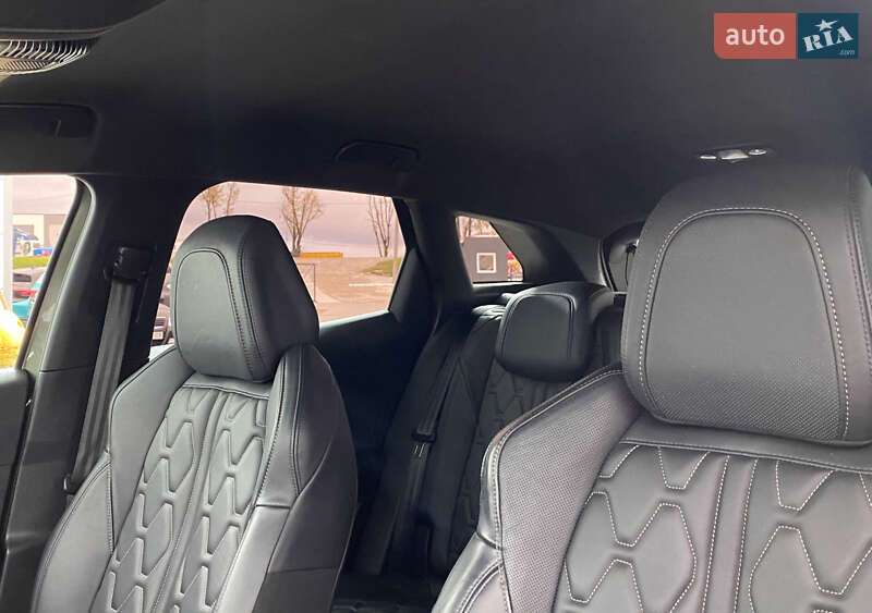 Внедорожник / Кроссовер Peugeot 3008 2019 в Львове фото 24 Внедорожник / Кроссовер Peugeot 3008 2019 в Львове