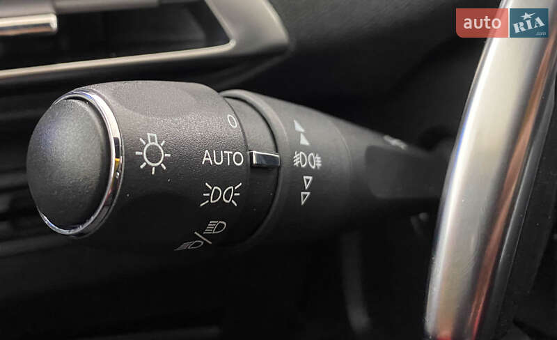 Внедорожник / Кроссовер Peugeot 3008 2019 в Львове фото 20 Внедорожник / Кроссовер Peugeot 3008 2019 в Львове