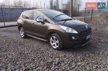 Внедорожник / Кроссовер Peugeot 3008 2011 в Луцке