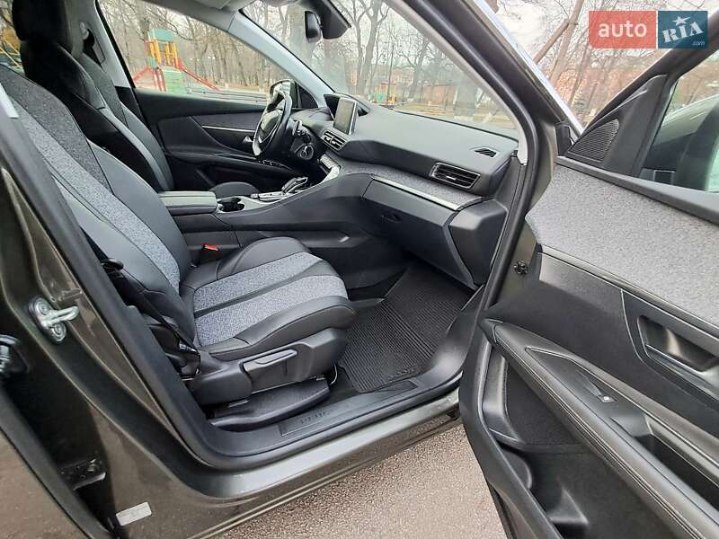 Внедорожник / Кроссовер Peugeot 3008 2019 в Полтаве