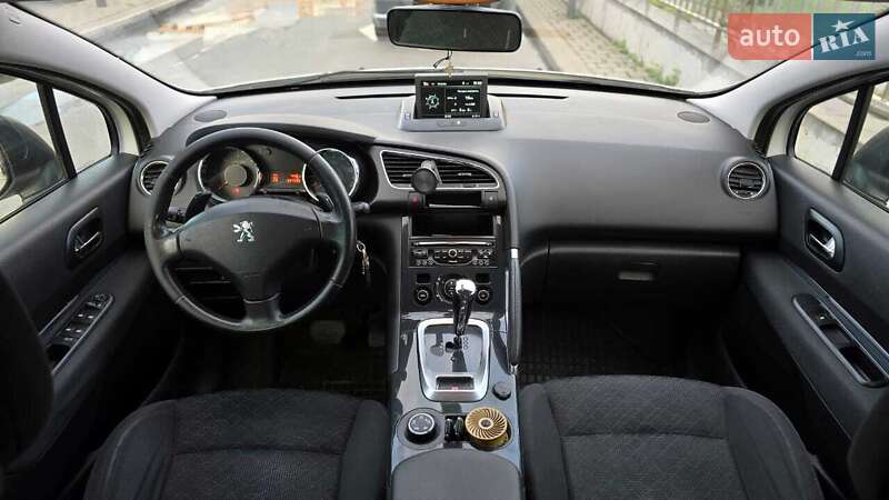 Внедорожник / Кроссовер Peugeot 3008 2014 в Львове фото 25 Внедорожник / Кроссовер Peugeot 3008 2014 в Львове