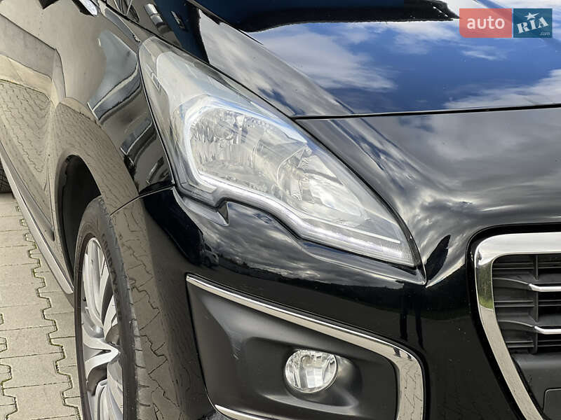 Внедорожник / Кроссовер Peugeot 3008 2015 в Ровно