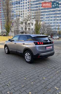 Внедорожник / Кроссовер Peugeot 3008 2020 в Киеве