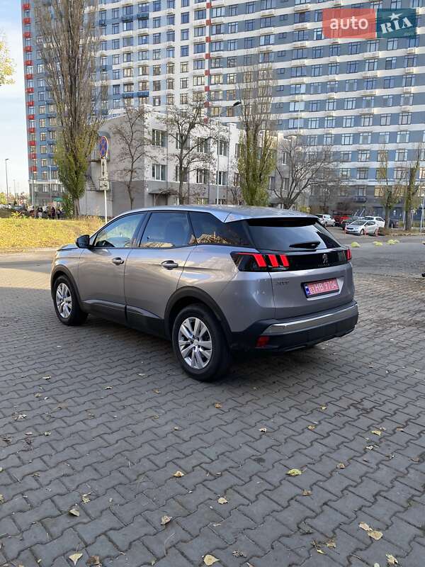 Peugeot 3008 2020