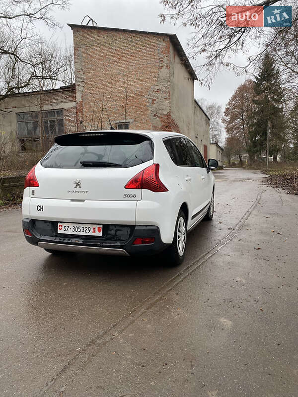 Позашляховик / Кросовер Peugeot 3008 2013 в Тернополі фото 5 Позашляховик / Кросовер Peugeot 3008 2013 в Тернополі
