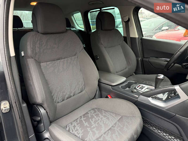 Позашляховик / Кросовер Peugeot 3008 2013 в Стрию