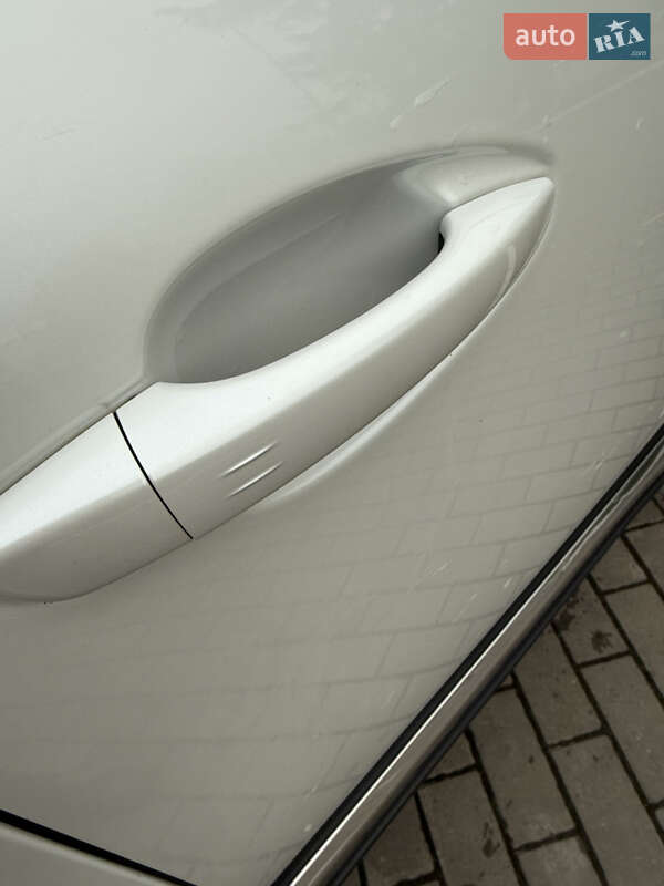 Позашляховик / Кросовер Peugeot 3008 2021 в Луцьку