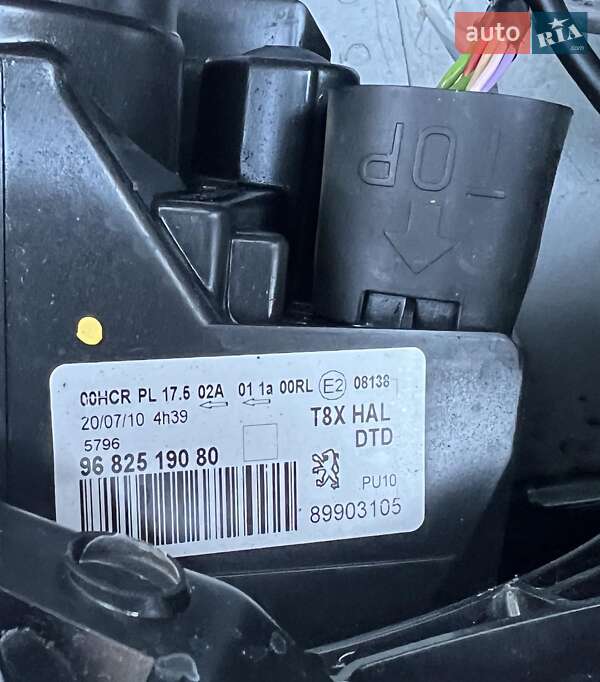 Позашляховик / Кросовер Peugeot 3008 2011 в Луцьку