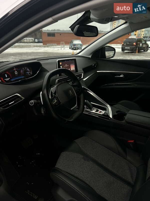 Позашляховик / Кросовер Peugeot 3008 2020 в Києві