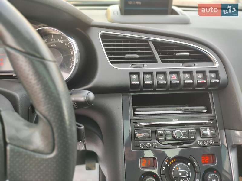 Позашляховик / Кросовер Peugeot 3008 2013 в Тернополі