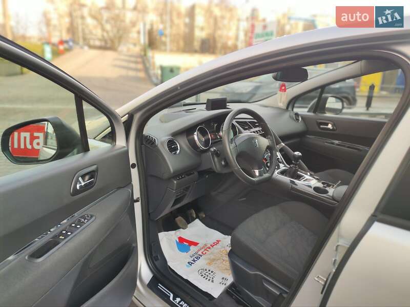 Позашляховик / Кросовер Peugeot 3008 2013 в Тернополі