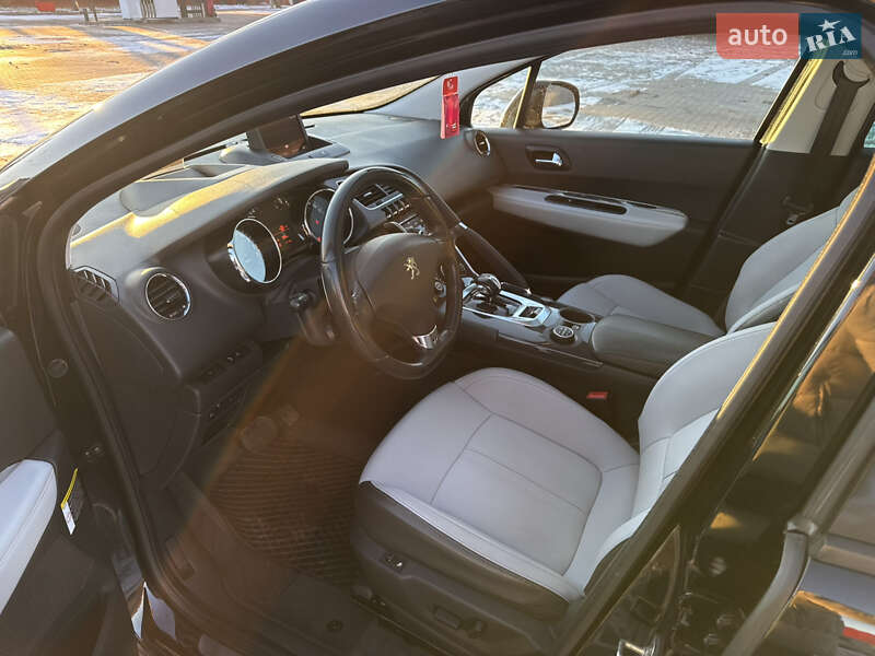 Позашляховик / Кросовер Peugeot 3008 2012 в Нововолинську фото 15 Позашляховик / Кросовер Peugeot 3008 2012 в Нововолинську