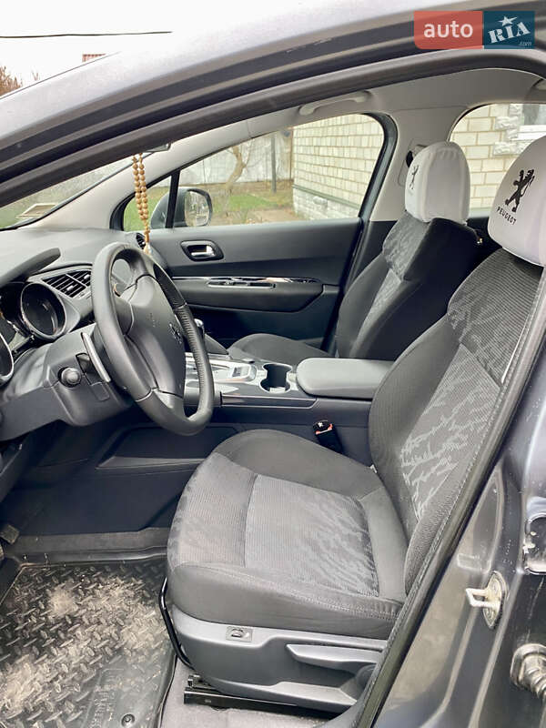 Внедорожник / Кроссовер Peugeot 3008 2011 в Згуровке