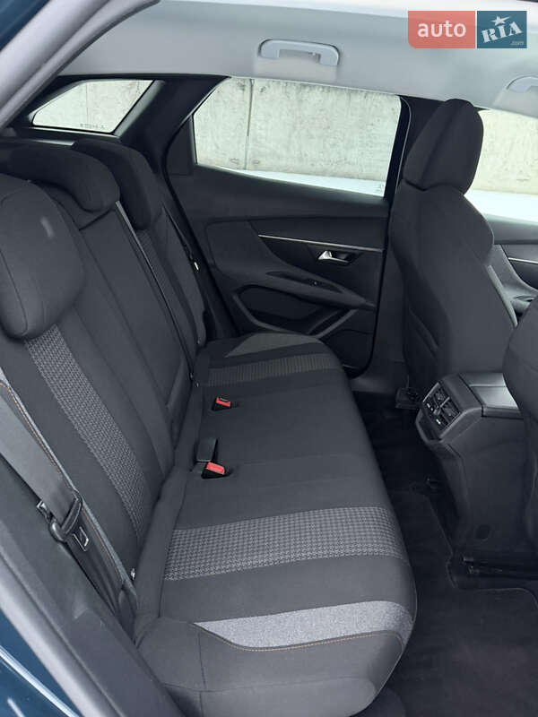 Позашляховик / Кросовер Peugeot 3008 2021 в Черкасах