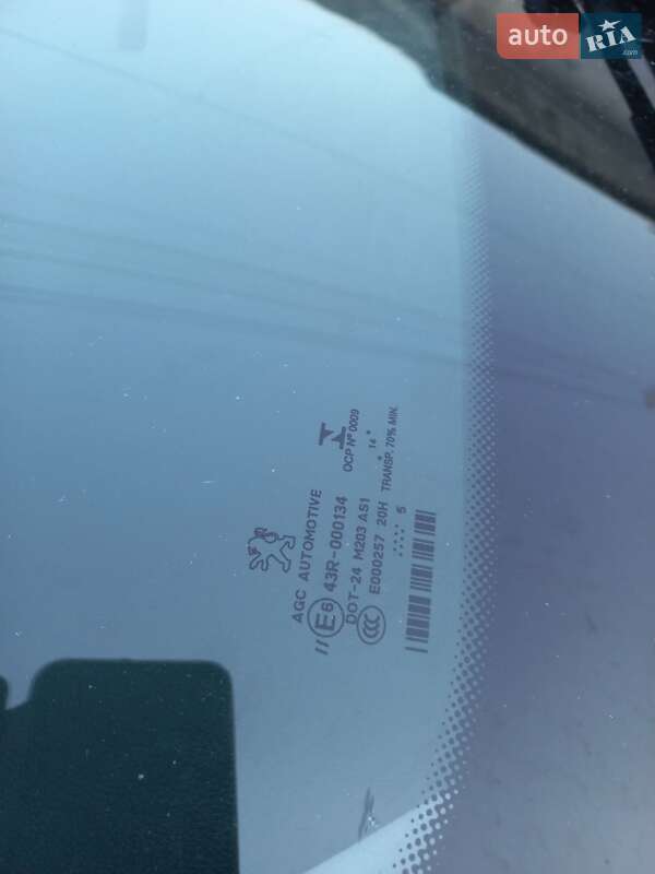 Позашляховик / Кросовер Peugeot 3008 2015 в Тернополі