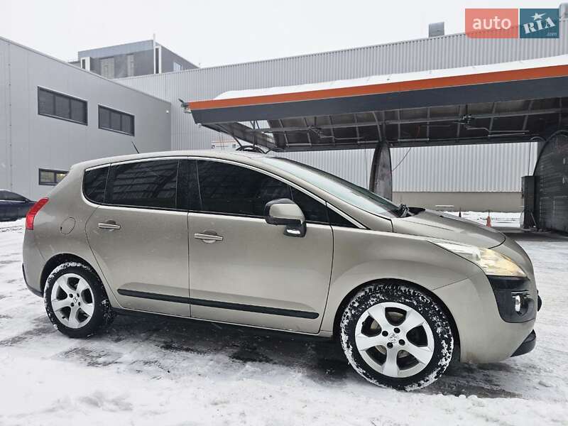 Внедорожник / Кроссовер Peugeot 3008 2010 в Львове