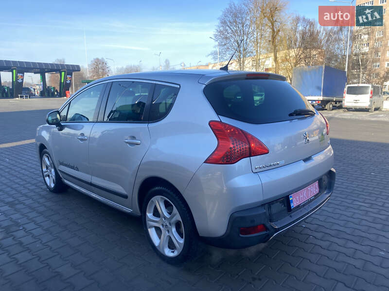 Позашляховик / Кросовер Peugeot 3008 2010 в Луцьку фото 2 Позашляховик / Кросовер Peugeot 3008 2010 в Луцьку