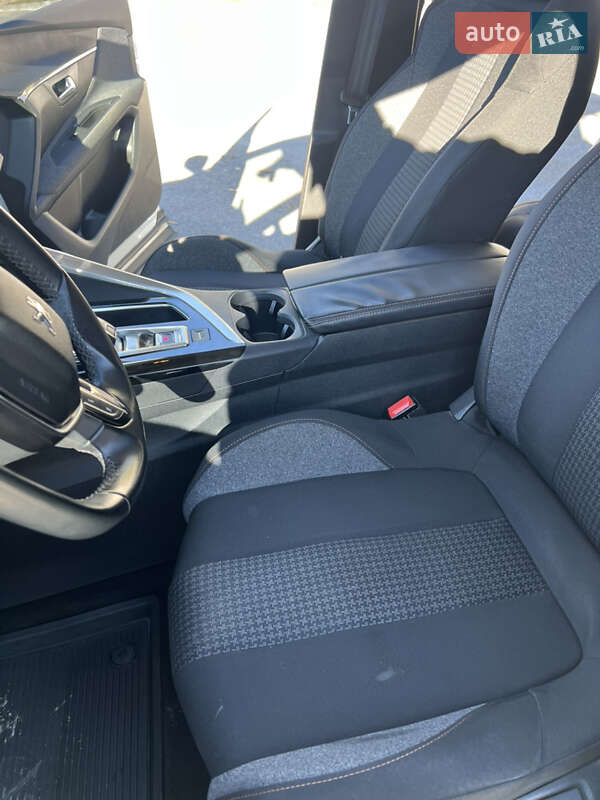 Позашляховик / Кросовер Peugeot 3008 2018 в Верховині