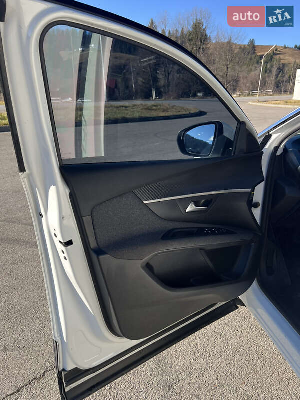 Позашляховик / Кросовер Peugeot 3008 2018 в Верховині