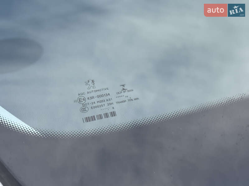 Позашляховик / Кросовер Peugeot 3008 2014 в Стрию