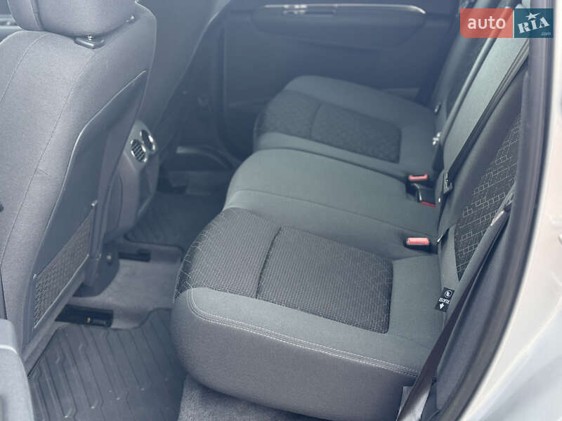 Позашляховик / Кросовер Peugeot 3008 2014 в Стрию