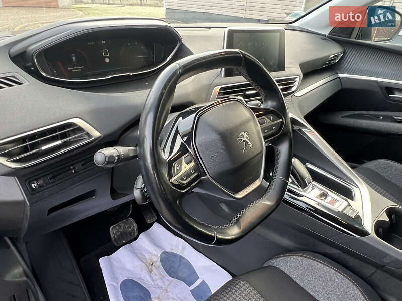 Внедорожник / Кроссовер Peugeot 3008 2018 в Косове