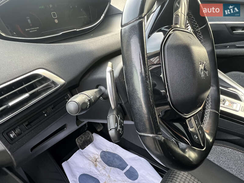 Внедорожник / Кроссовер Peugeot 3008 2018 в Косове