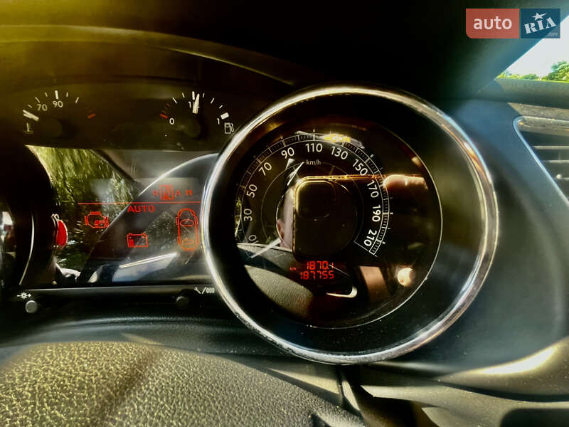 Внедорожник / Кроссовер Peugeot 3008 2012 в Хмельницком