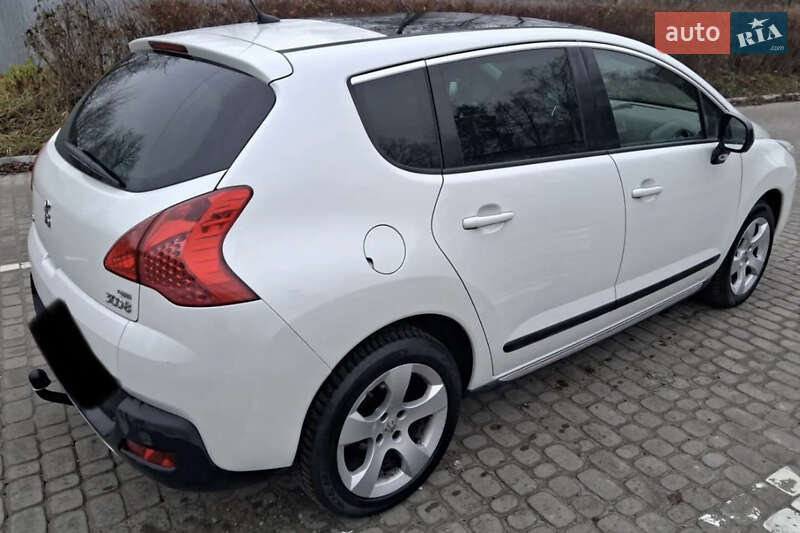 Позашляховик / Кросовер Peugeot 3008 2012 в Львові фото 14 Позашляховик / Кросовер Peugeot 3008 2012 в Львові