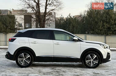 Позашляховик / Кросовер Peugeot 3008 2020 в Луцьку