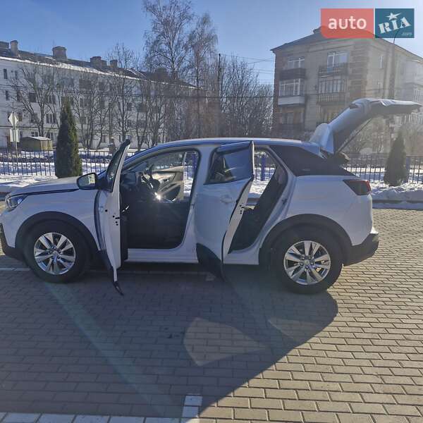 Внедорожник / Кроссовер Peugeot 3008 2017 в Староконстантинове