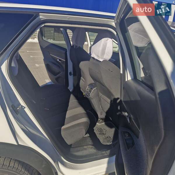 Внедорожник / Кроссовер Peugeot 3008 2017 в Староконстантинове