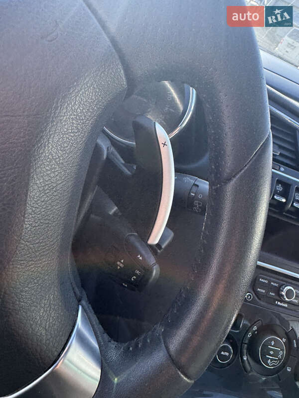 Внедорожник / Кроссовер Peugeot 3008 2013 в Коломые