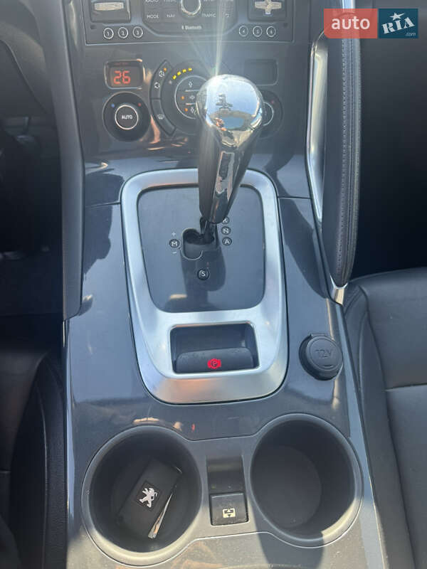 Внедорожник / Кроссовер Peugeot 3008 2013 в Коломые