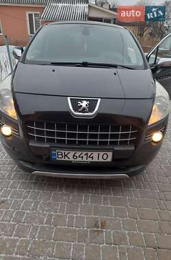Внедорожник / Кроссовер Peugeot 3008 2010 в Гоще