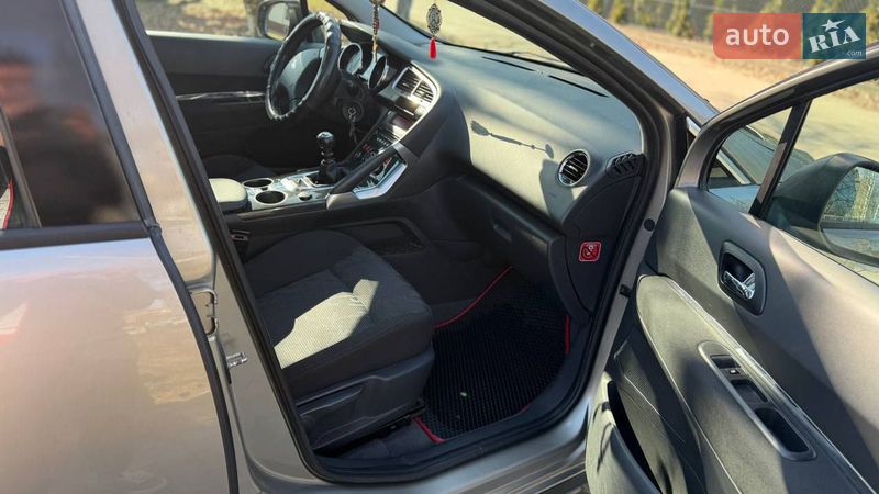 Внедорожник / Кроссовер Peugeot 3008 2011 в Чемеровцах