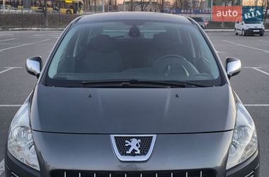 Внедорожник / Кроссовер Peugeot 3008 2011 в Киеве