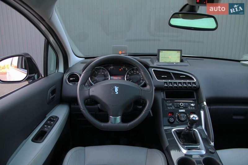 Внедорожник / Кроссовер Peugeot 3008 2013 в Сарнах