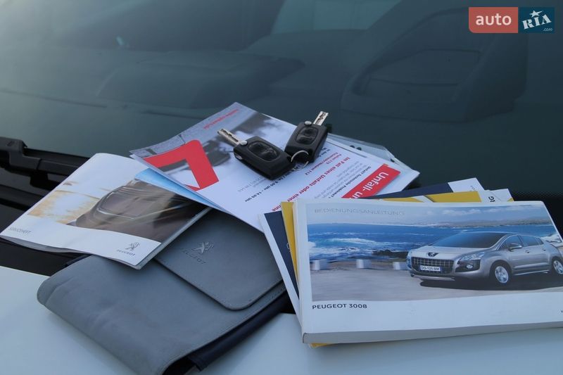 Внедорожник / Кроссовер Peugeot 3008 2013 в Сарнах