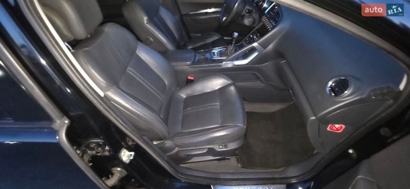 Внедорожник / Кроссовер Peugeot 3008 2010 в Дубно