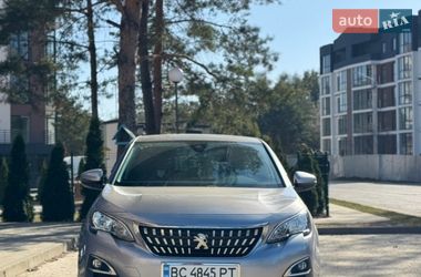 Внедорожник / Кроссовер Peugeot 3008 2017 в Новояворовске