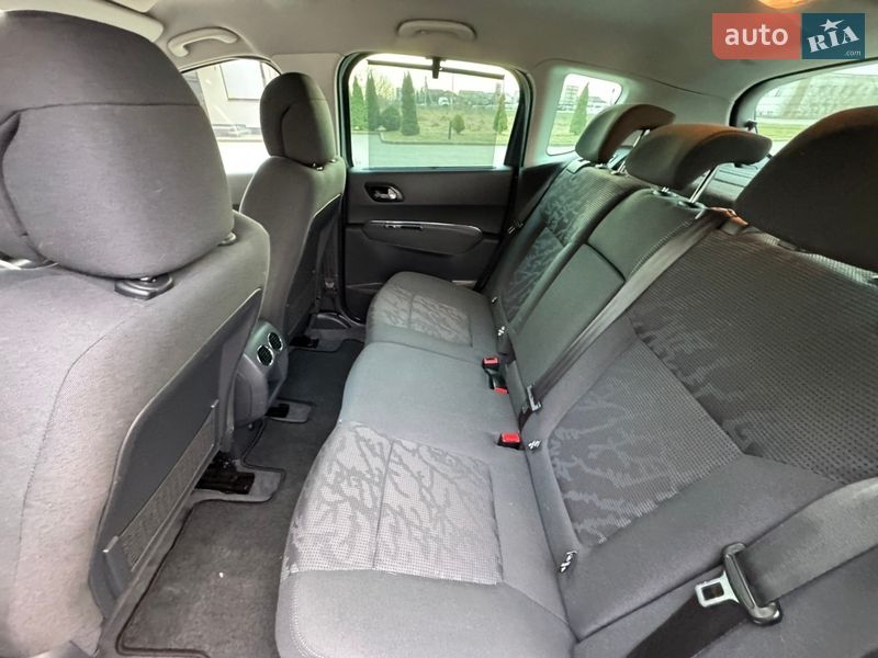 Внедорожник / Кроссовер Peugeot 3008 2013 в Стрые