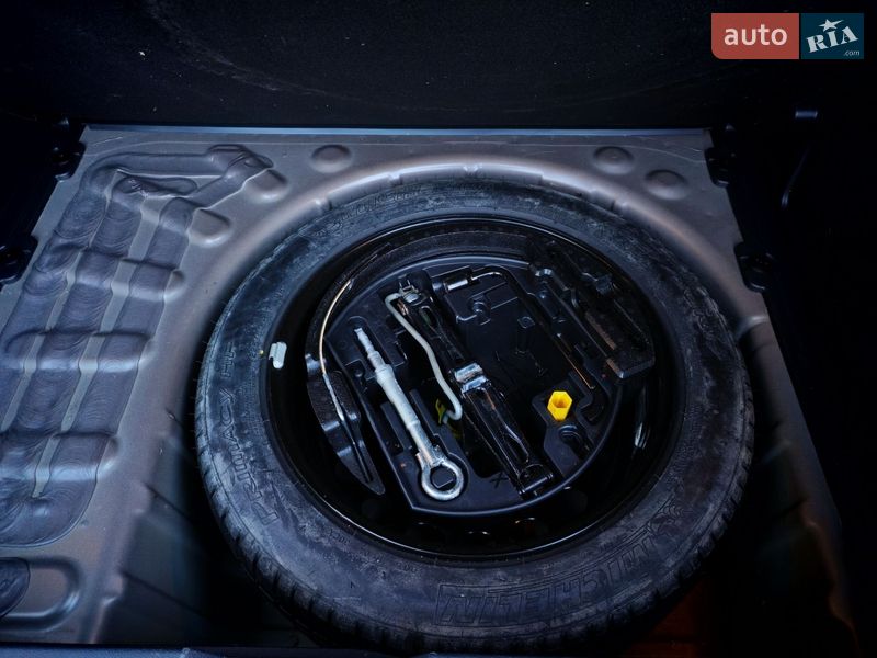 Внедорожник / Кроссовер Peugeot 3008 2013 в Стрые