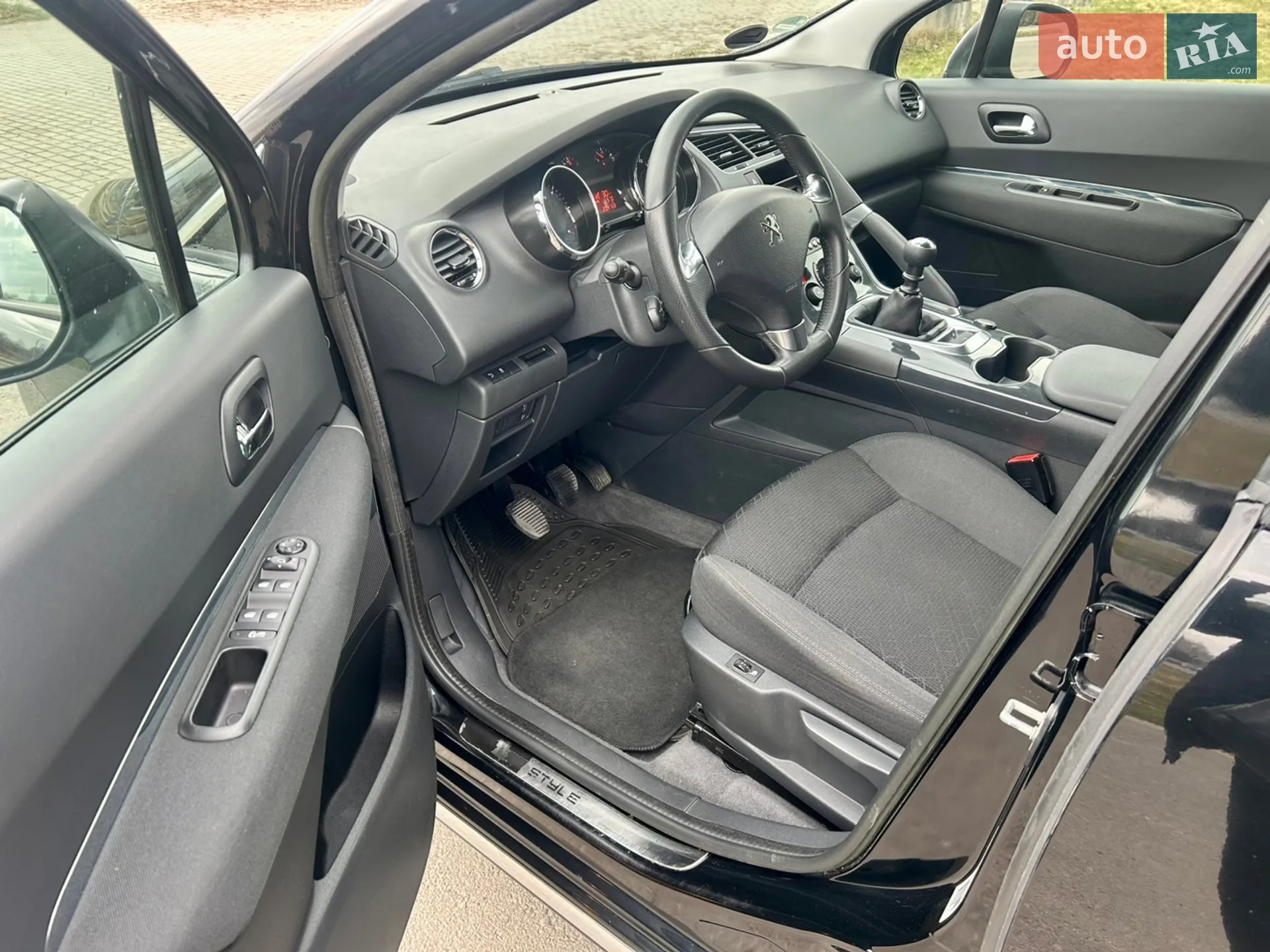 2014 Peugeot 3008 - мініатюра 16