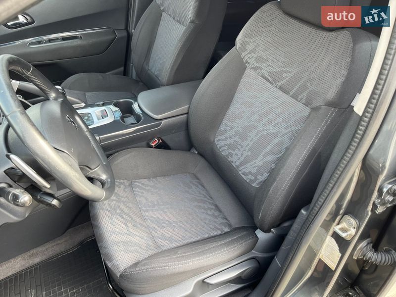 Внедорожник / Кроссовер Peugeot 3008 2011 в Золочеве