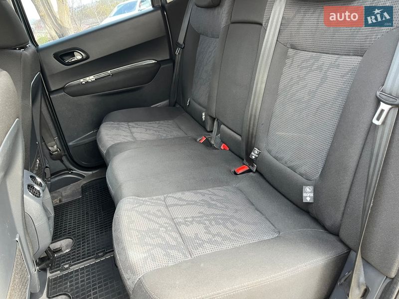 Внедорожник / Кроссовер Peugeot 3008 2011 в Золочеве